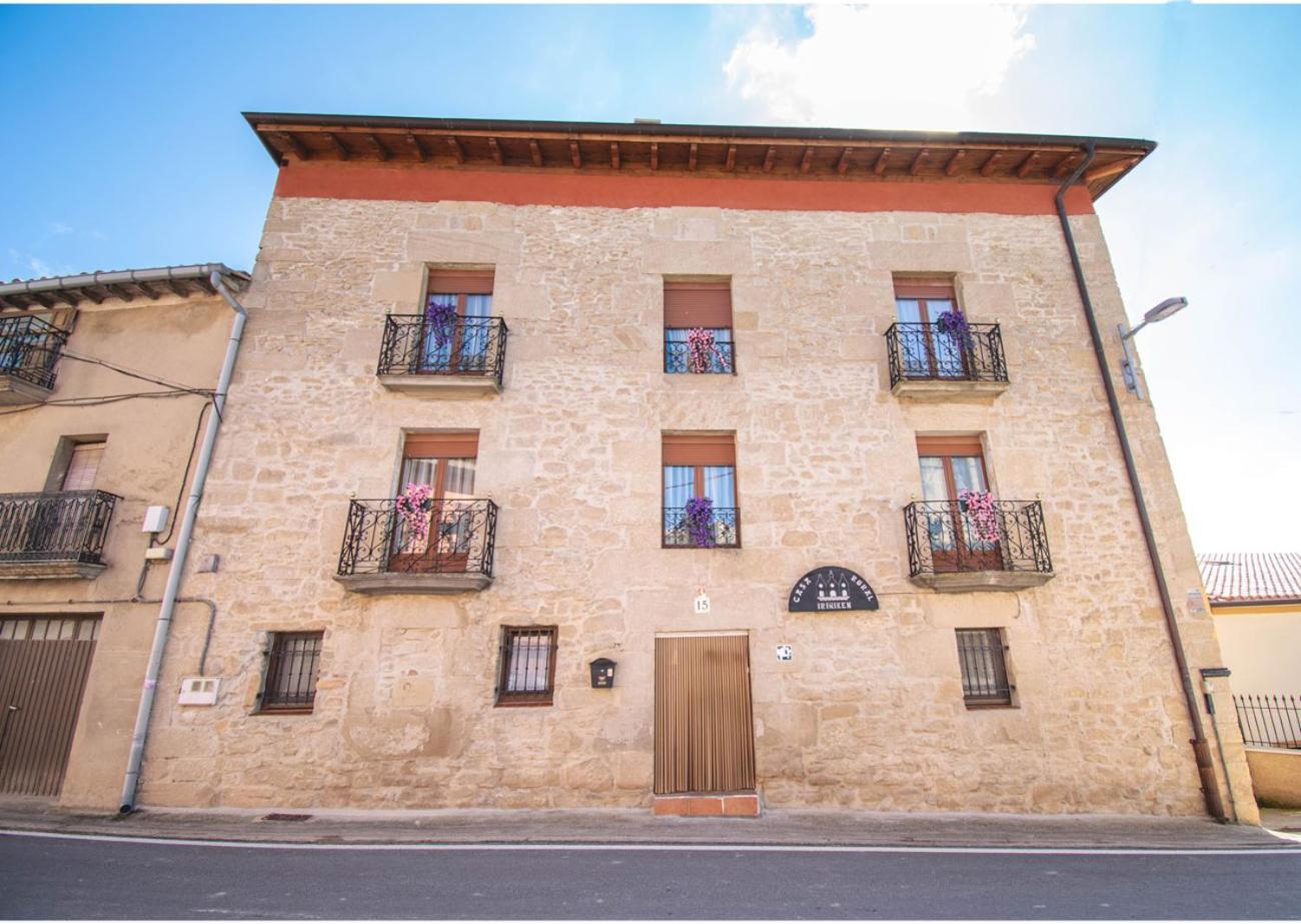 Iriniken, Amplia Casa Rural Con Barbacoa En Navarra Aras  Eksteriør bilde