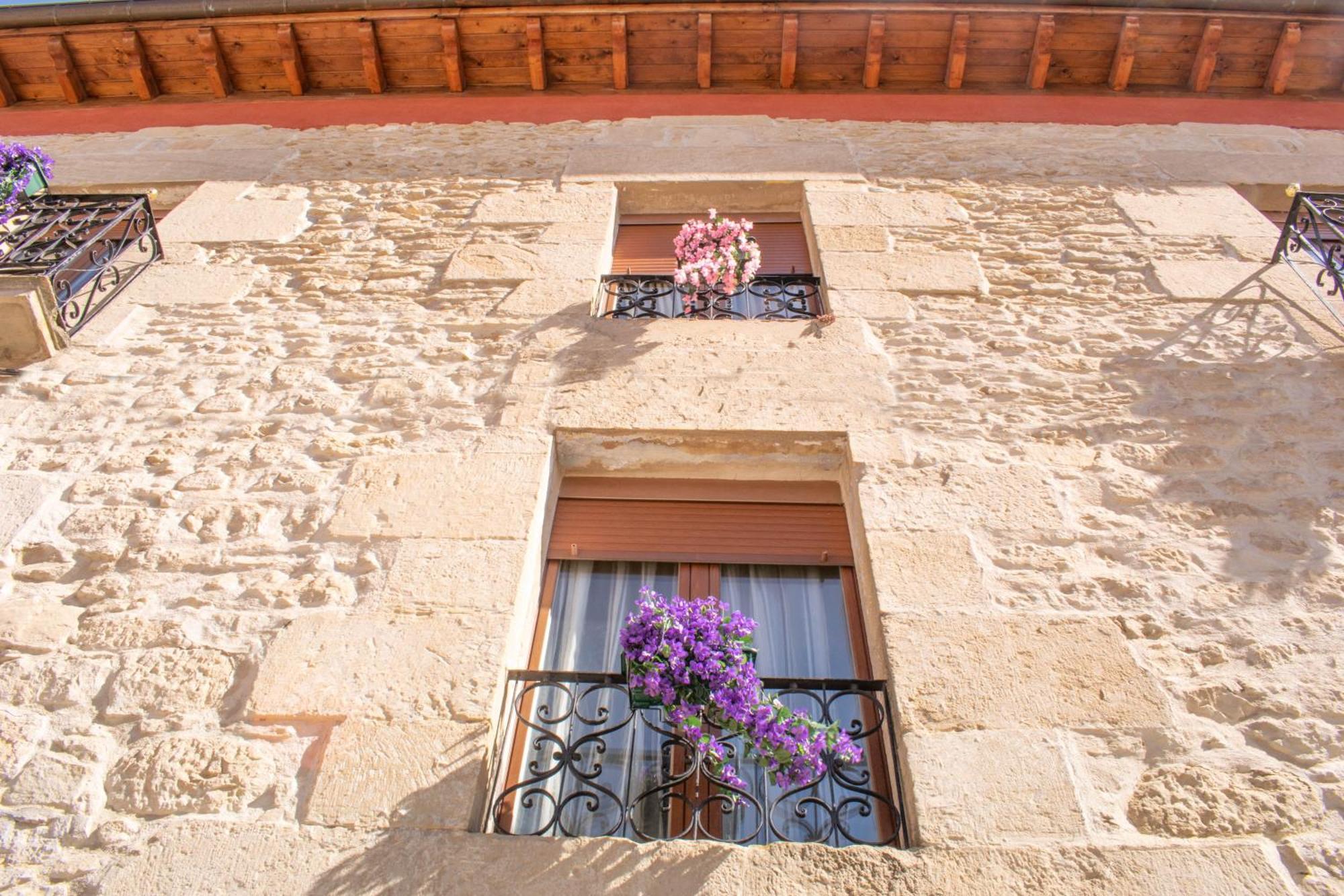 Iriniken, Amplia Casa Rural Con Barbacoa En Navarra Aras  Eksteriør bilde